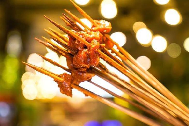 輕機(jī)廠小郡肝罐罐串串