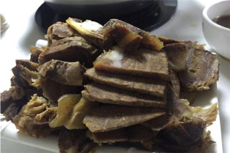 普爾香特色牛排