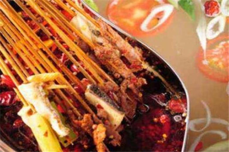 龍簽串串火鍋
