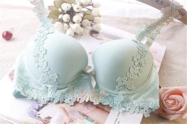 謎蘭時(shí)黛內(nèi)衣