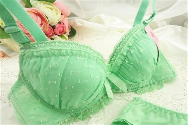 葩妃爾內(nèi)衣