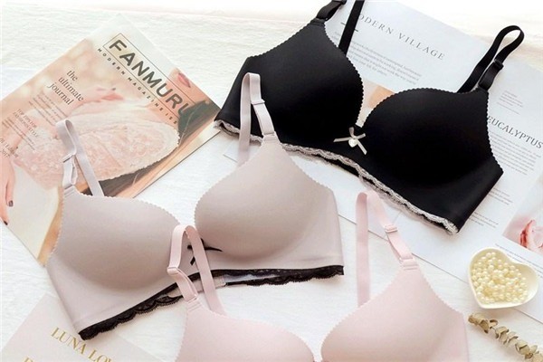 葩妃爾內(nèi)衣