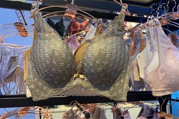 蒂凡拉內(nèi)衣