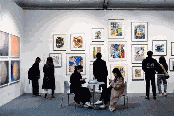 通廣藝術(shù)培訓(xùn)學(xué)校