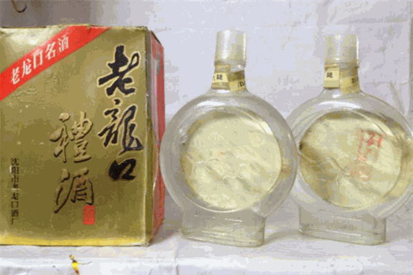 老龍口白酒