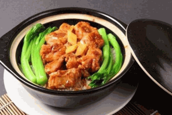 行貨私房煲仔飯