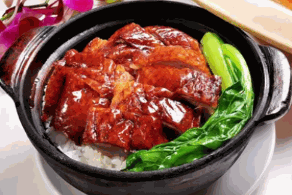 湘當(dāng)牛特色煲仔飯