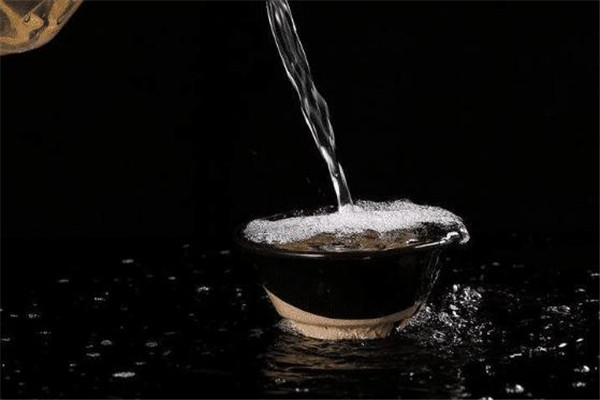 麗星宏達(dá)白酒