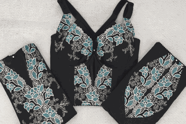 璐比瑪斯內(nèi)衣