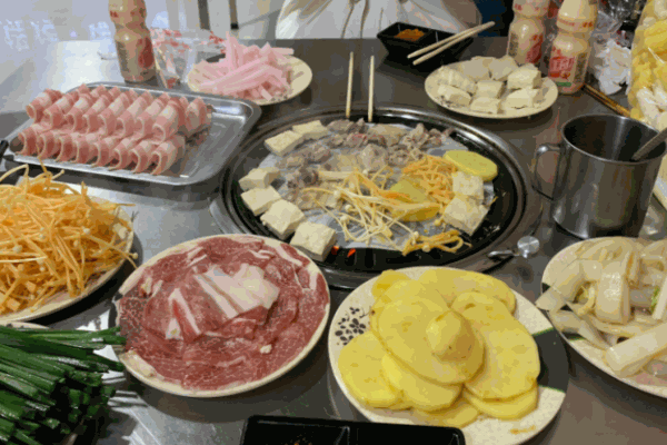 老帥哥碳烤肥牛