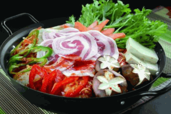 雅冉養(yǎng)生火鍋