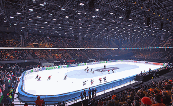 小狼國(guó)際冰球俱樂(lè)部