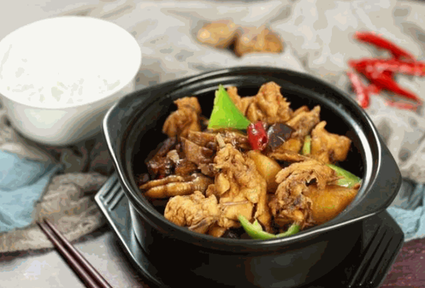 濟味源黃燜雞米飯