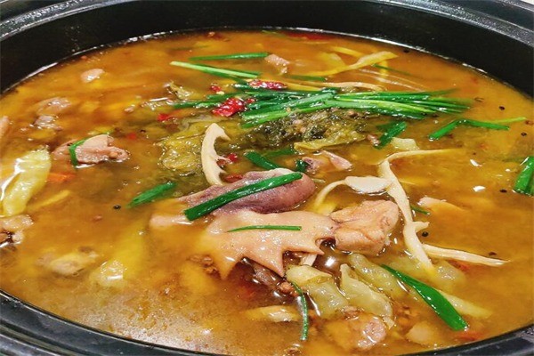 符缸酸菜竹筍雞