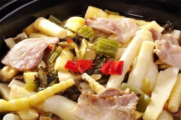 符缸酸菜竹筍雞