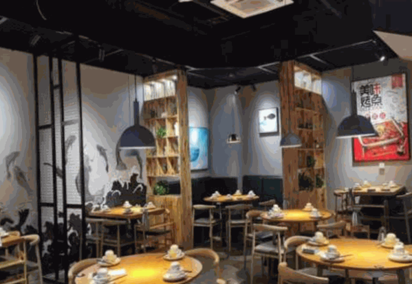 千江月秘制烤魚