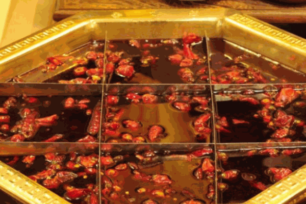 香腸嘴兒老灶火鍋