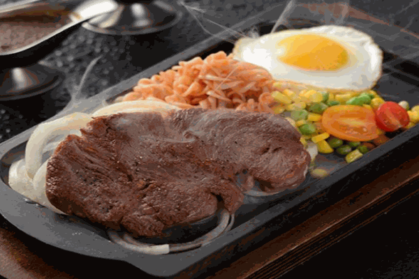 多瑞小鎮(zhèn)西餐廳