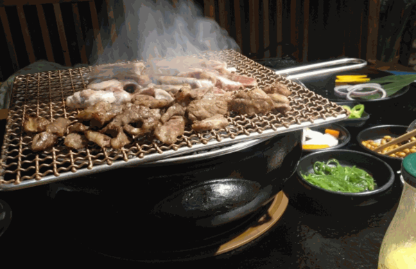 在夢里果木燒烤