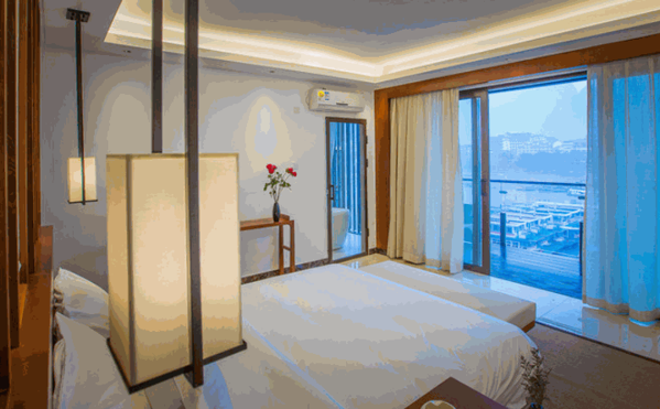 詩莉莉蜜月酒店