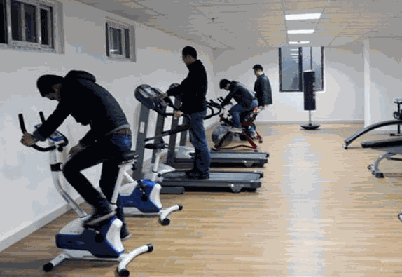 動力時(shí)尚健身房