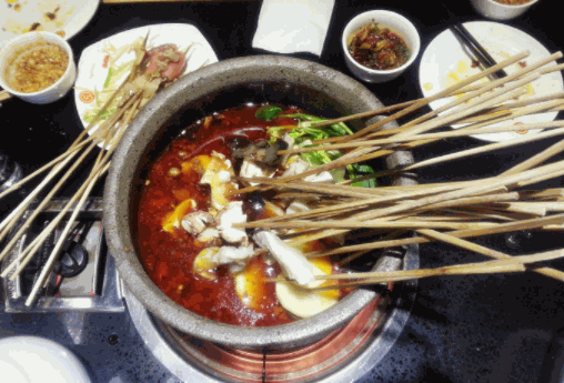 五毛五泥鍋麻辣串