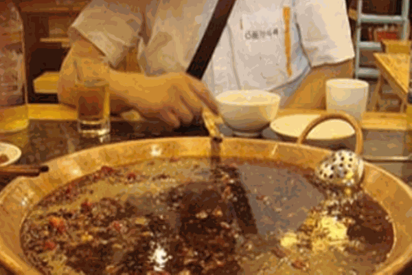 大隊(duì)長(zhǎng)老火鍋