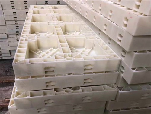 東方彩中空塑料模板