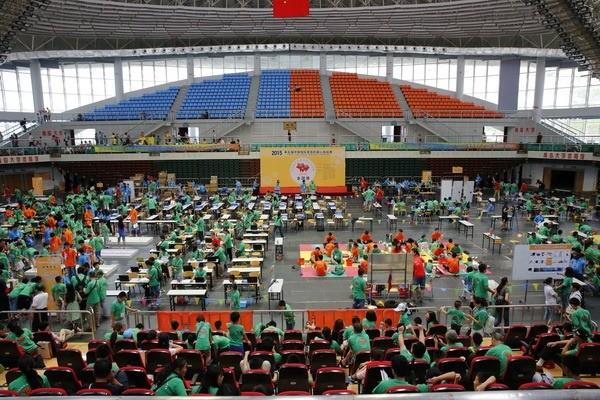 搭搭樂樂機(jī)器人