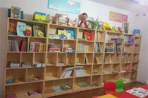 神奇世界繪本館