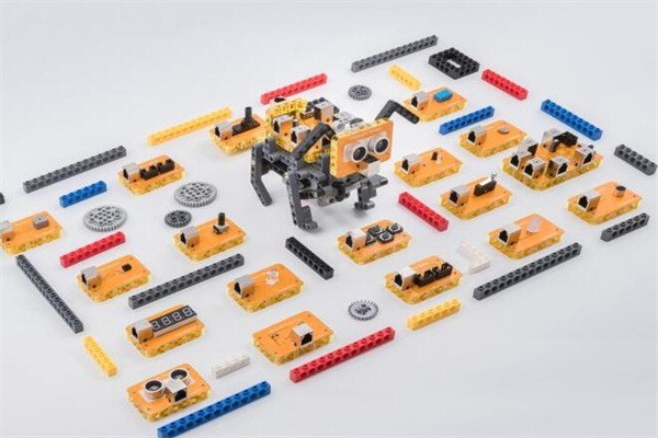 七個小藍猴編程機器人