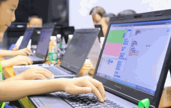 遠(yuǎn)見(jiàn)青少兒編程