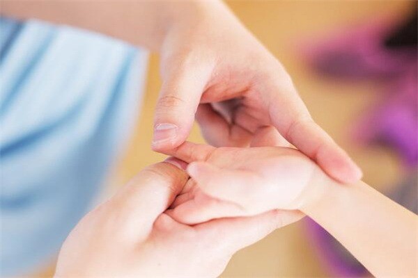 番小茄小兒推拿