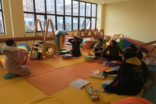 巴布母嬰會(huì)所