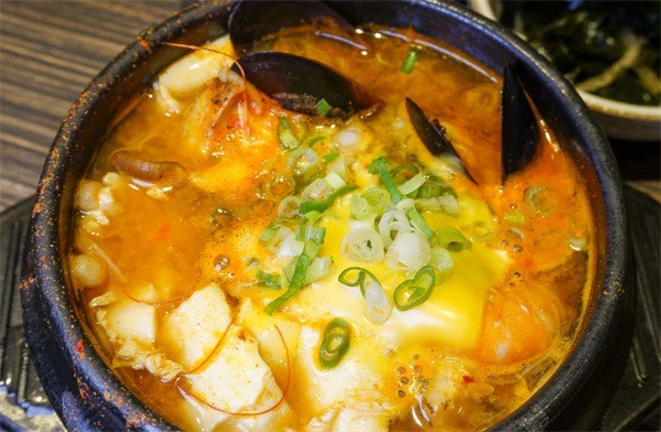 純豆腐韓國(guó)料理