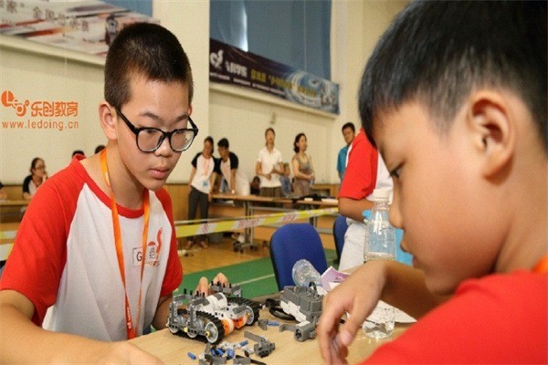 創(chuàng)樂機器人