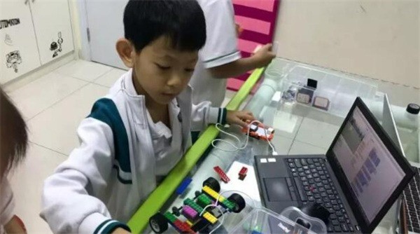 勇斗士創(chuàng)客教育