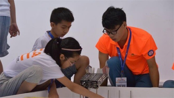 勇斗士創(chuàng)客教育