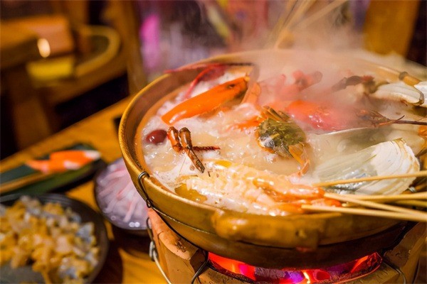 儒子村粥底火鍋