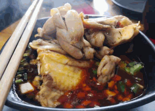 友久佳美蛙魚頭