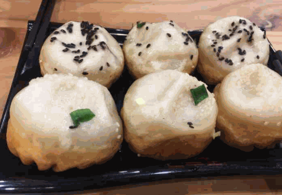 鮑魚(yú)蟹黃生煎包