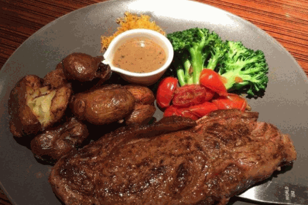 臺(tái)中牛排館