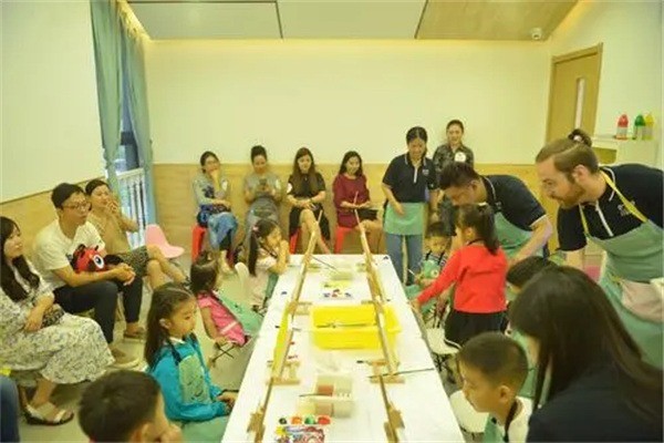 索樂思國(guó)際少兒英語(yǔ)