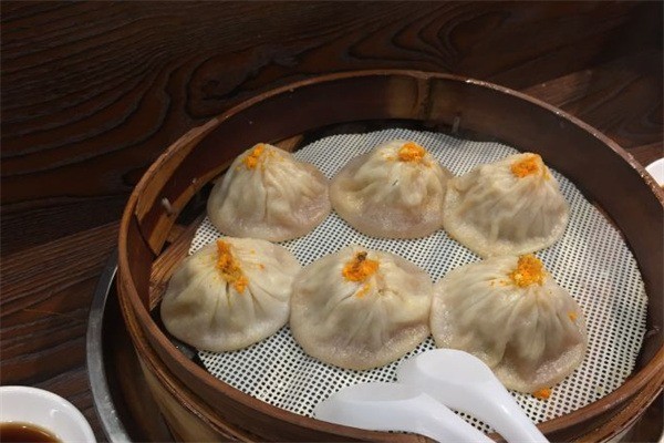 乾隆贊蟹粉小籠包