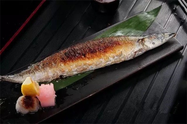 心里海匠烤秋刀魚