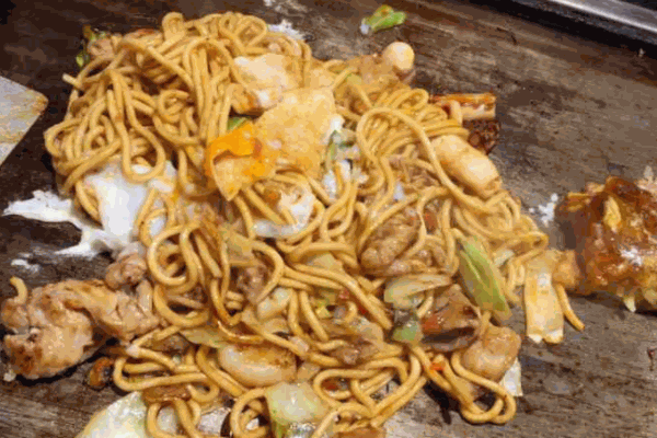 絢麥鐵板燒炒面