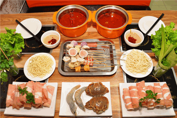 真向旋轉(zhuǎn)小火鍋