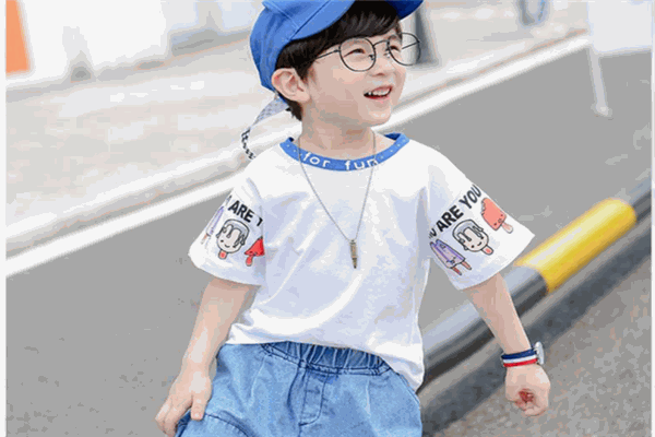 調(diào)皮屋童裝