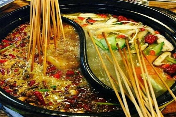 孫哥鴨腸王砂鍋串串香