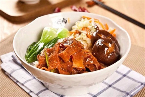 骨氣時(shí)代鹵汁飯